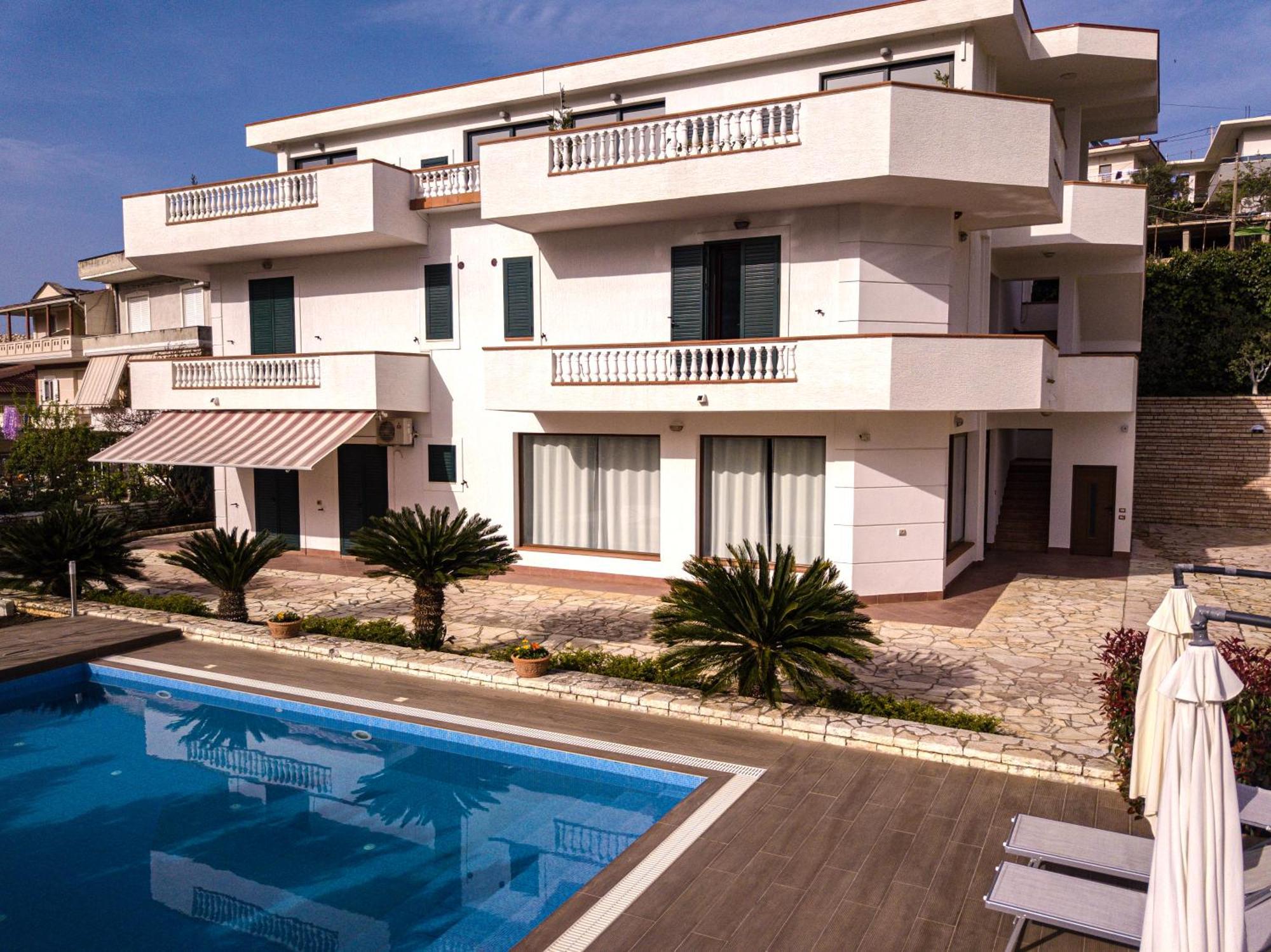 Villa La Quiete - Adults Only Cuke Εξωτερικό φωτογραφία